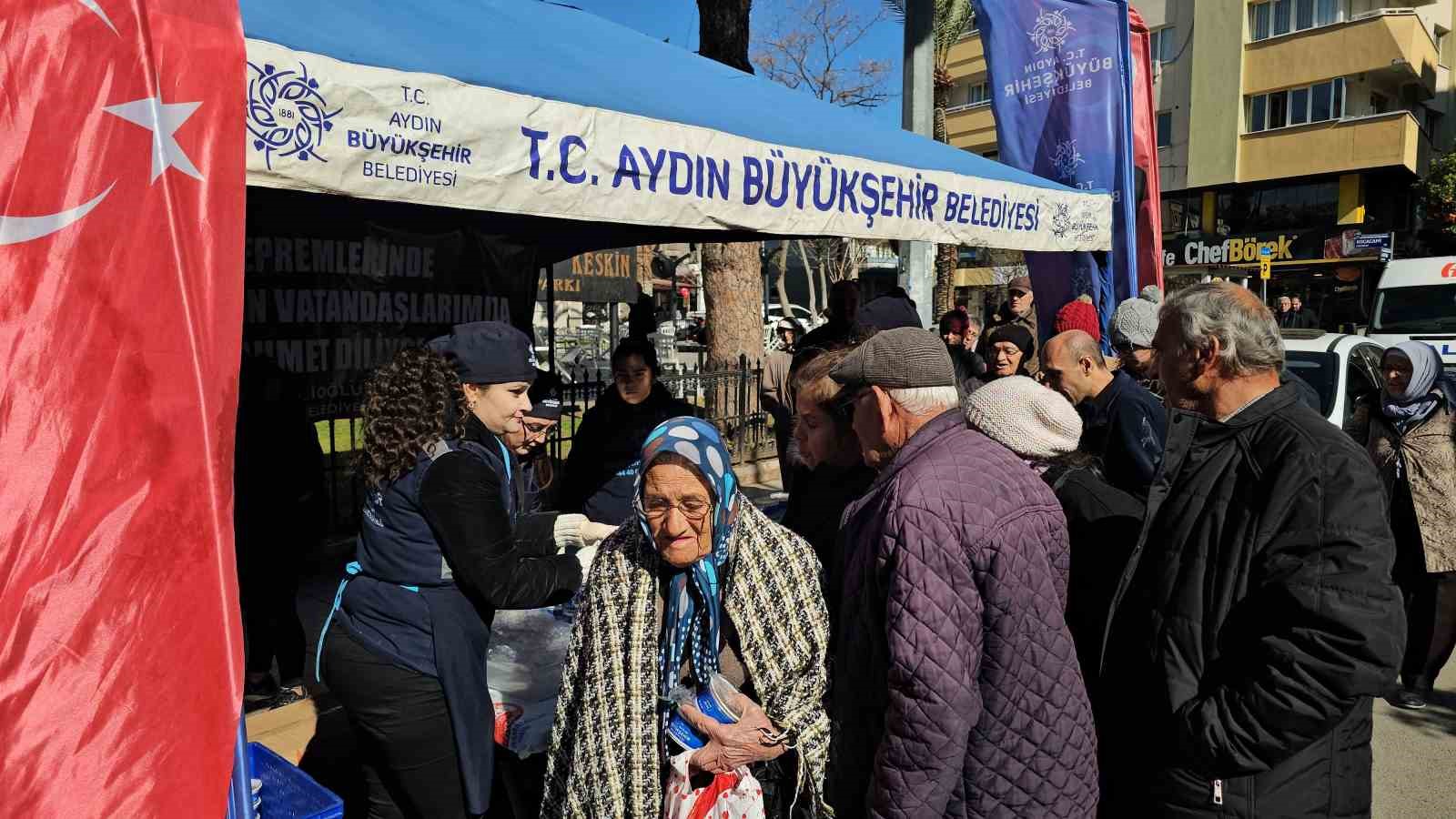 Büyükşehirden 6 Şubat anısına helva hayrı
