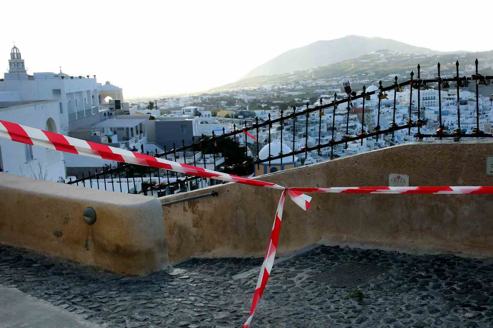 Santorini’de olağanüstü hal ilan edildi
