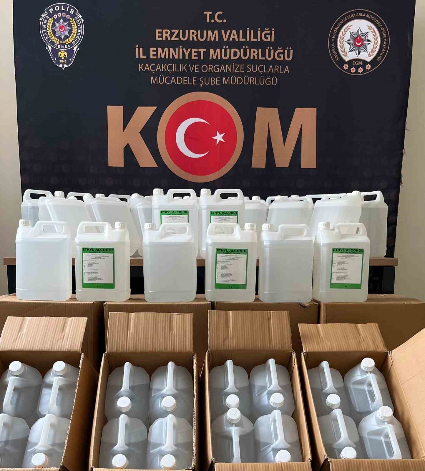 Erzurum’da 350 litre sahte etil alkol ele geçirildi
