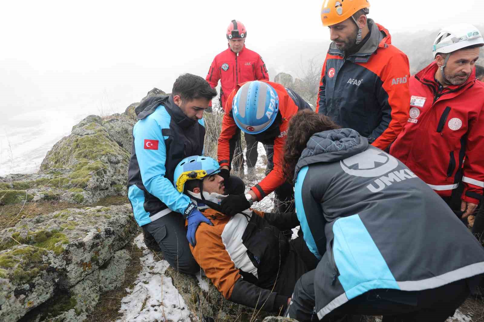 Iğdır’da gerçeği aratmayan deprem tatbikatı
