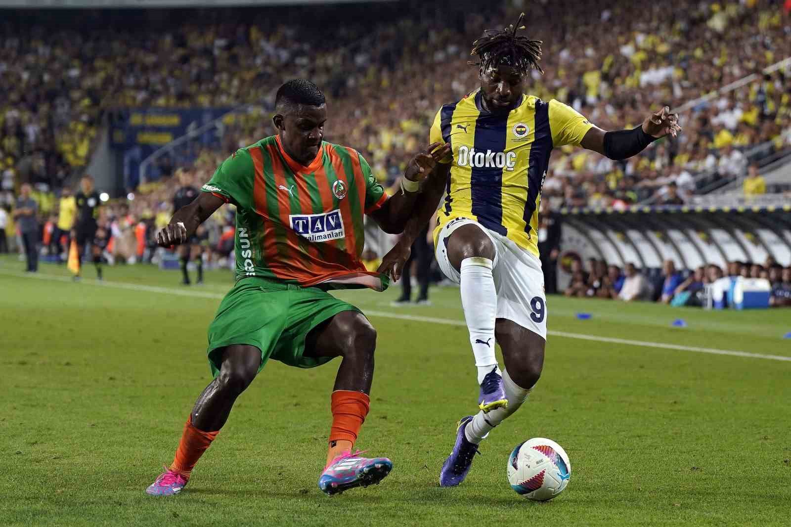 Corendon Alanyaspor ile Fenerbahçe 18. randevuda