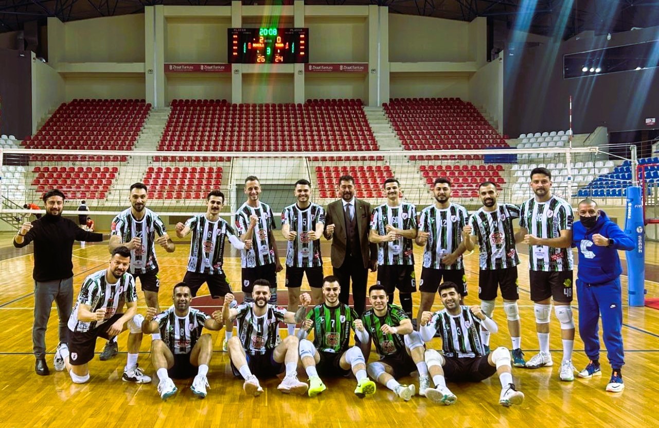 1. Lige koşan Denizlispor Cavidil yarı finallere 3-0’lık galibiyetle başladı
