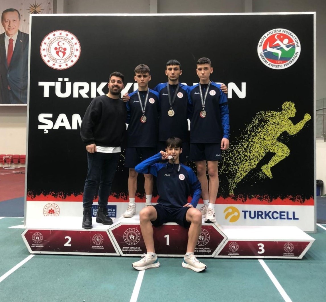 Kocaelili sporcular Bursa’dan 14 madalya ile döndü