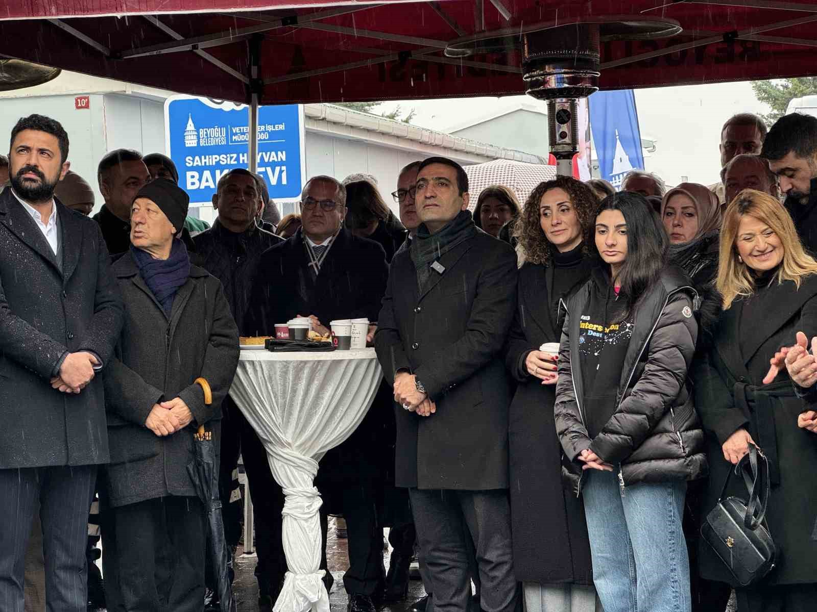 Beyoğlu’nda "Sahipsiz Hayvan Bakımevi" hizmete açıldı
