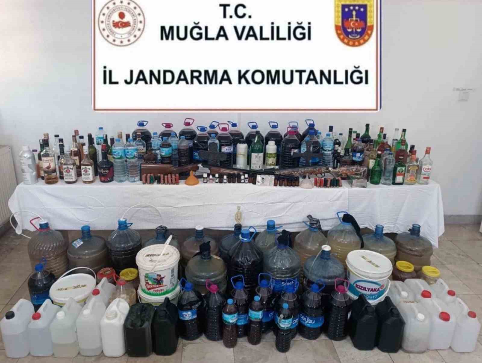 Sakin Kent Akyaka’da 555 litre sahte alkol ele geçirildi