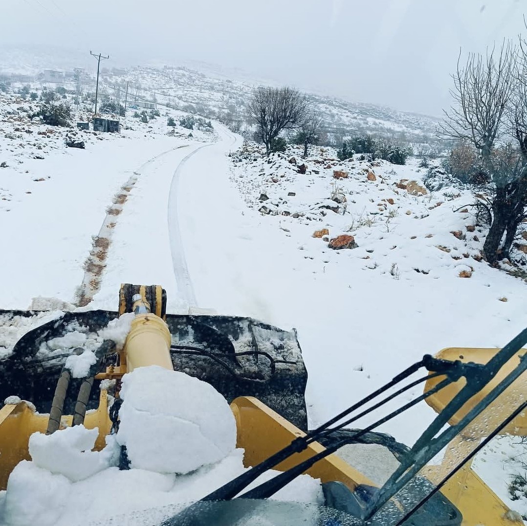 Gölbaşı ilçesinde kapanan köy yolları açılıyor
