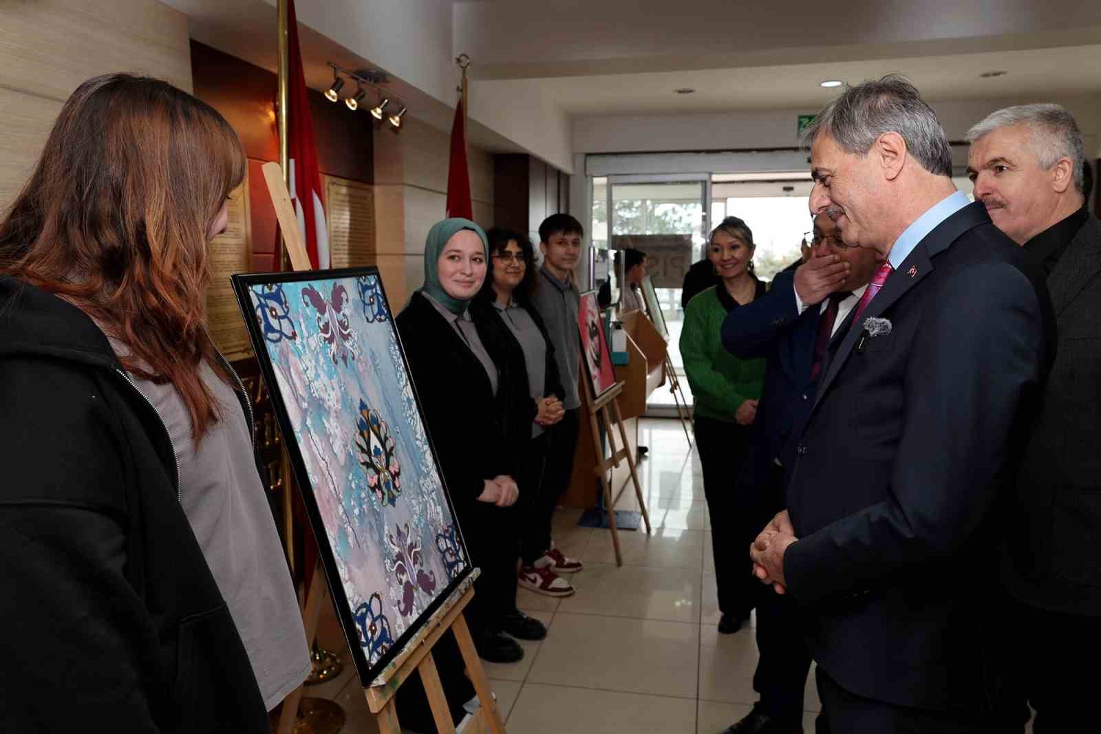 Başkan Alemdar Bilim Merkezi’nin imzasını gençlerle attı
