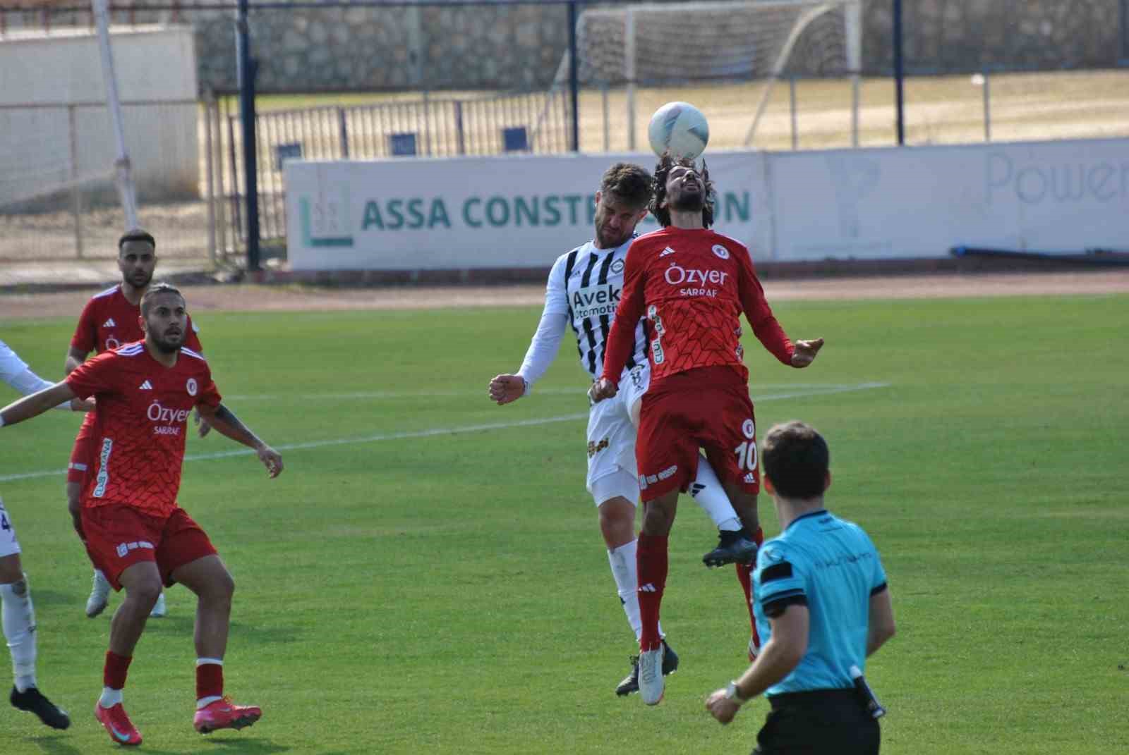 Fethiyespor evinde berabere kaldı