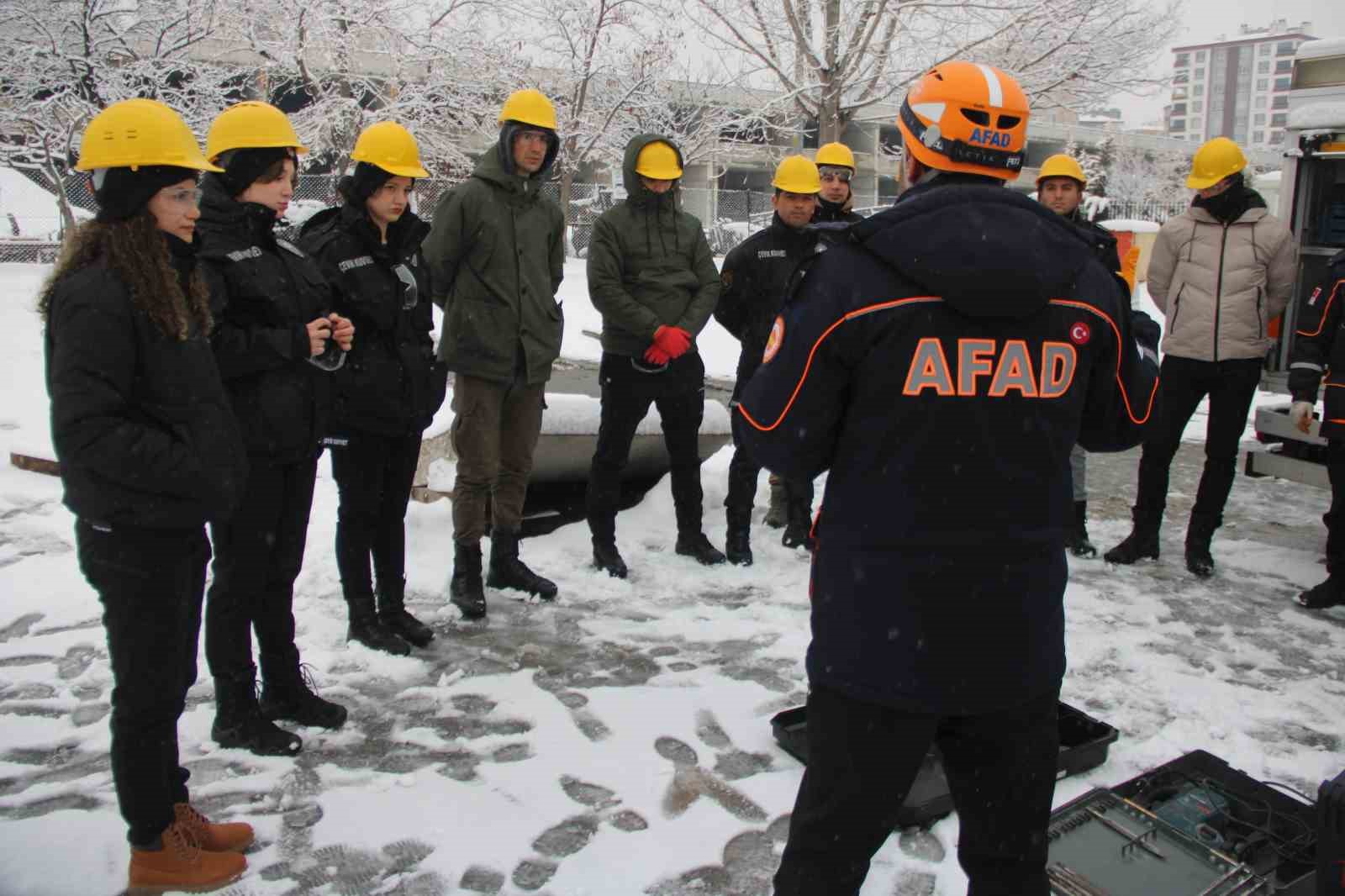 AFAD’ın eğitimleri devam ediyor
