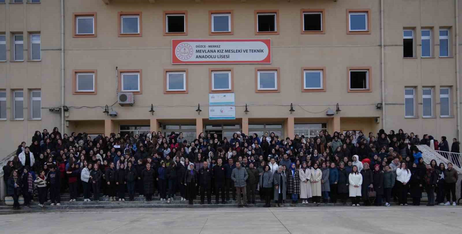 Düzce’de okullarda yangın güvenliği eğitimi
