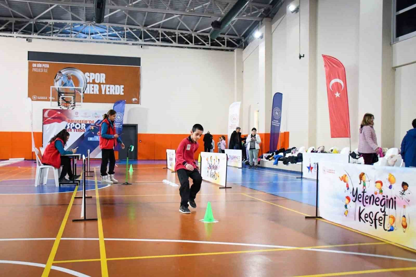 Balıkesir’de sporda yeni yetenekler keşfediliyor
