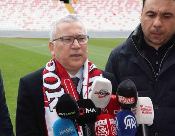 Sivas Valisi Yılmaz Şimşek’ten, Sivasspor’a destek çağrısı
