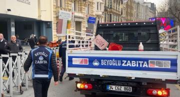 Beyoğlu’nda zabıta ekiplerinden duba operasyonu
