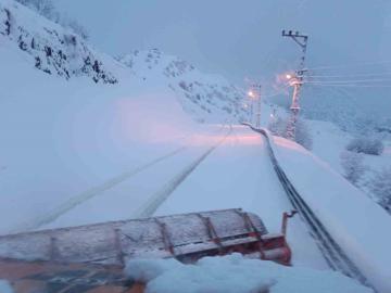 Şırnak’ta 27 köy yolu ulaşıma açıldı
