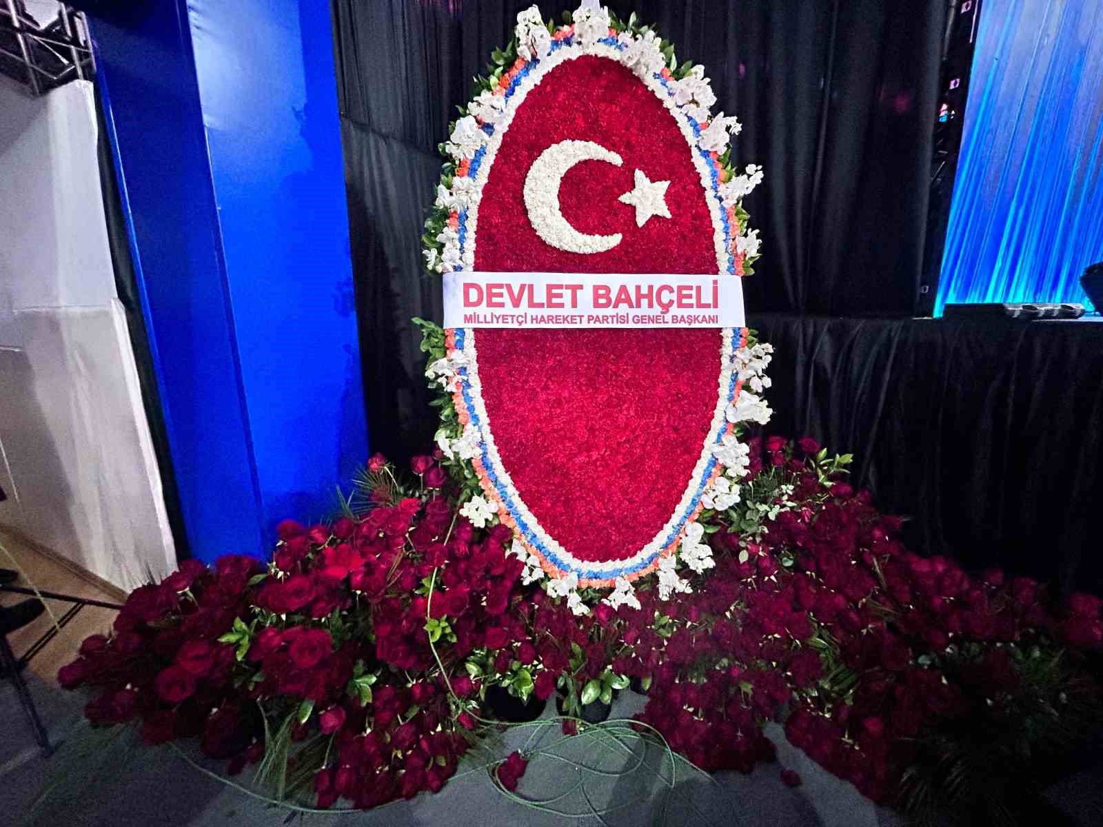 Bahçeli’den AK Parti’nin kongresine anlamlı hediye