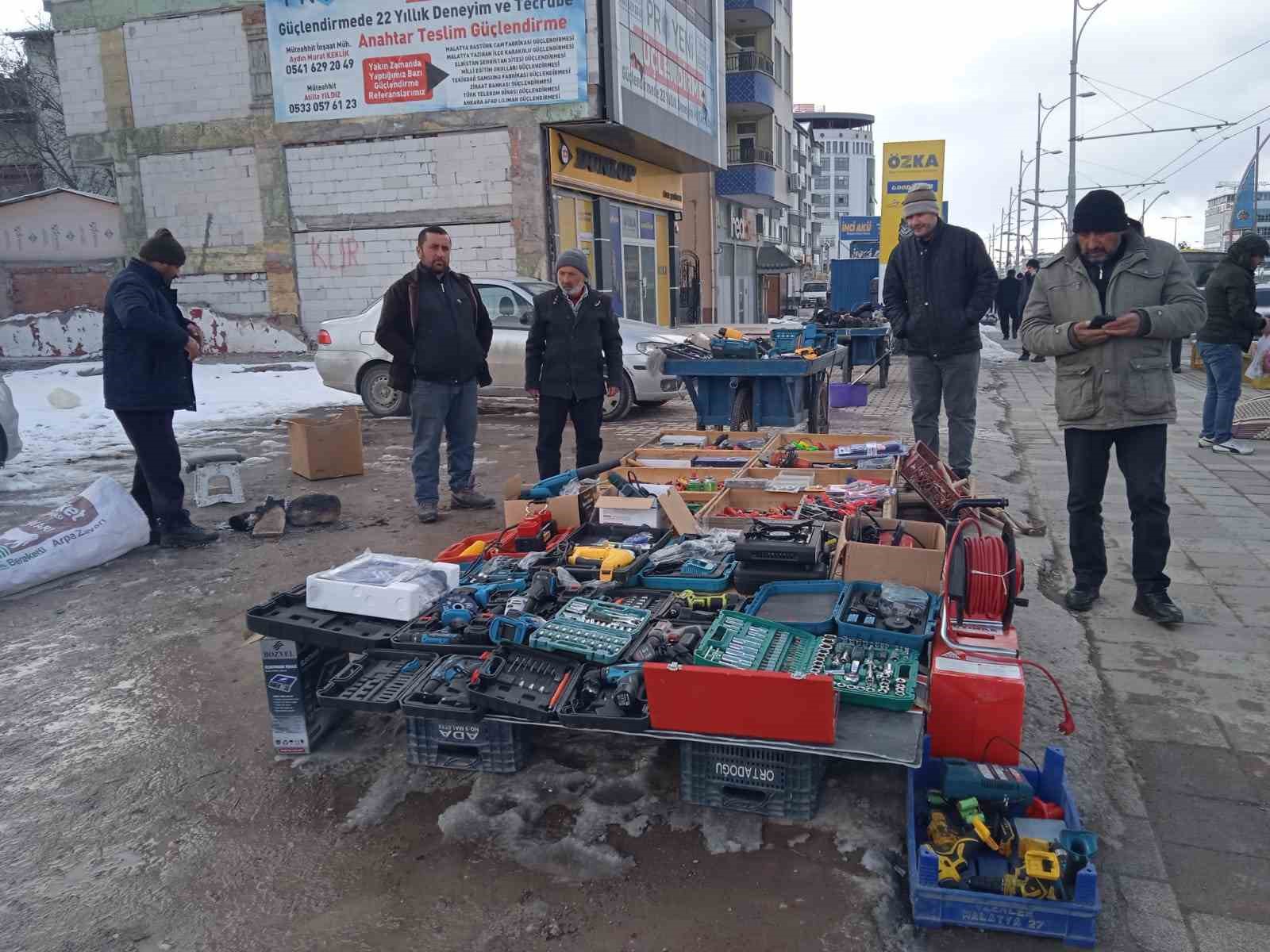 Malatya’da bit pazarı esnafı yeni yer talep ediyor
