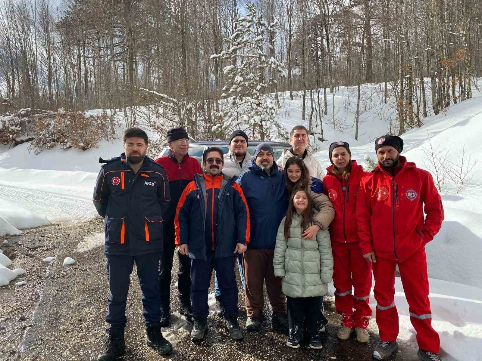 Yalova’da 7 farklı olayda karda mahsur kalan 22 kişi kurtarıldı
