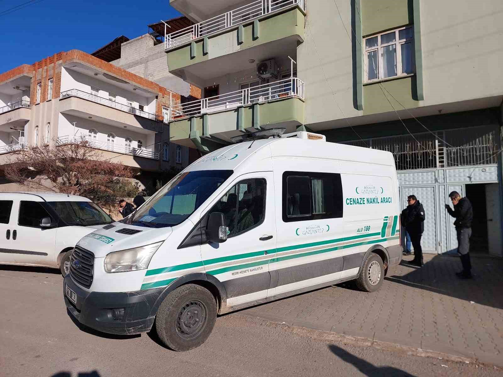 Gaziantep’te eski eşi tarafından bıçaklanan kadın hayatını kaybetti
