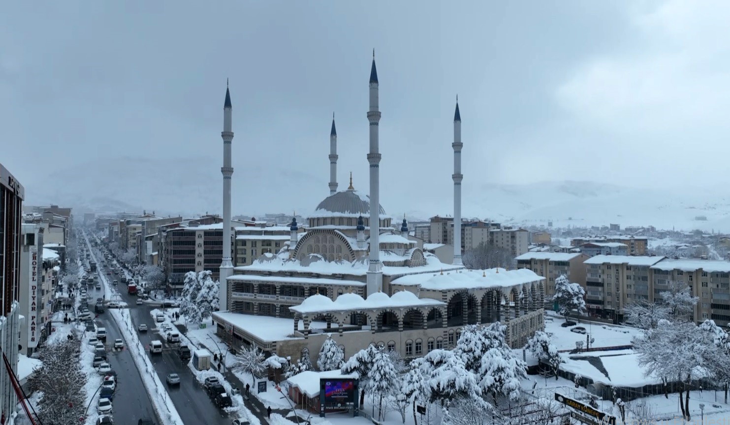 Muş’un karla kaplı eşsiz güzellikleri havadan görüntülendi
