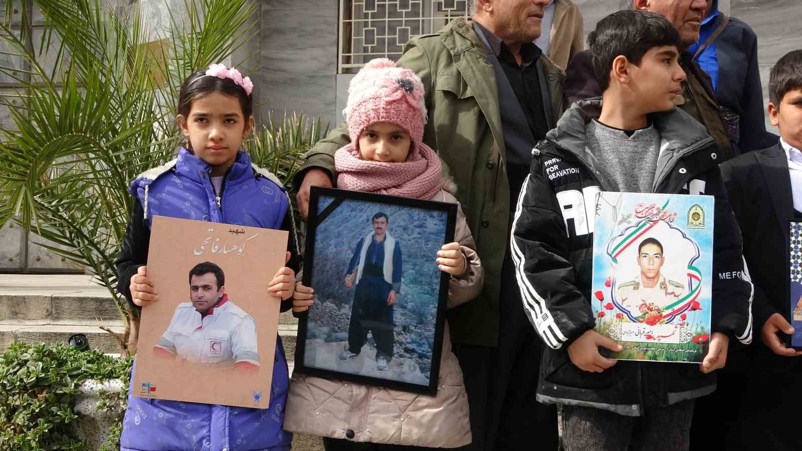 Almanya’nın Tahran Büyükelçiliği’nde terör örgütü PKK/PJAK protesto edildi
