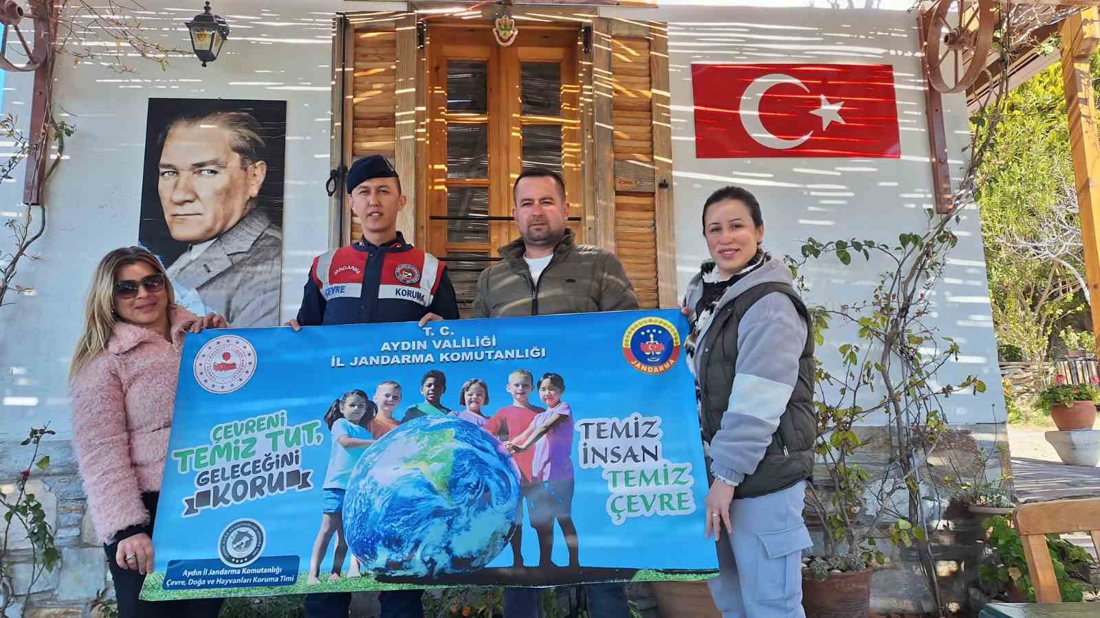 Yerli ve yabancı turistlere ’çevre koruma’ farkındalığı
