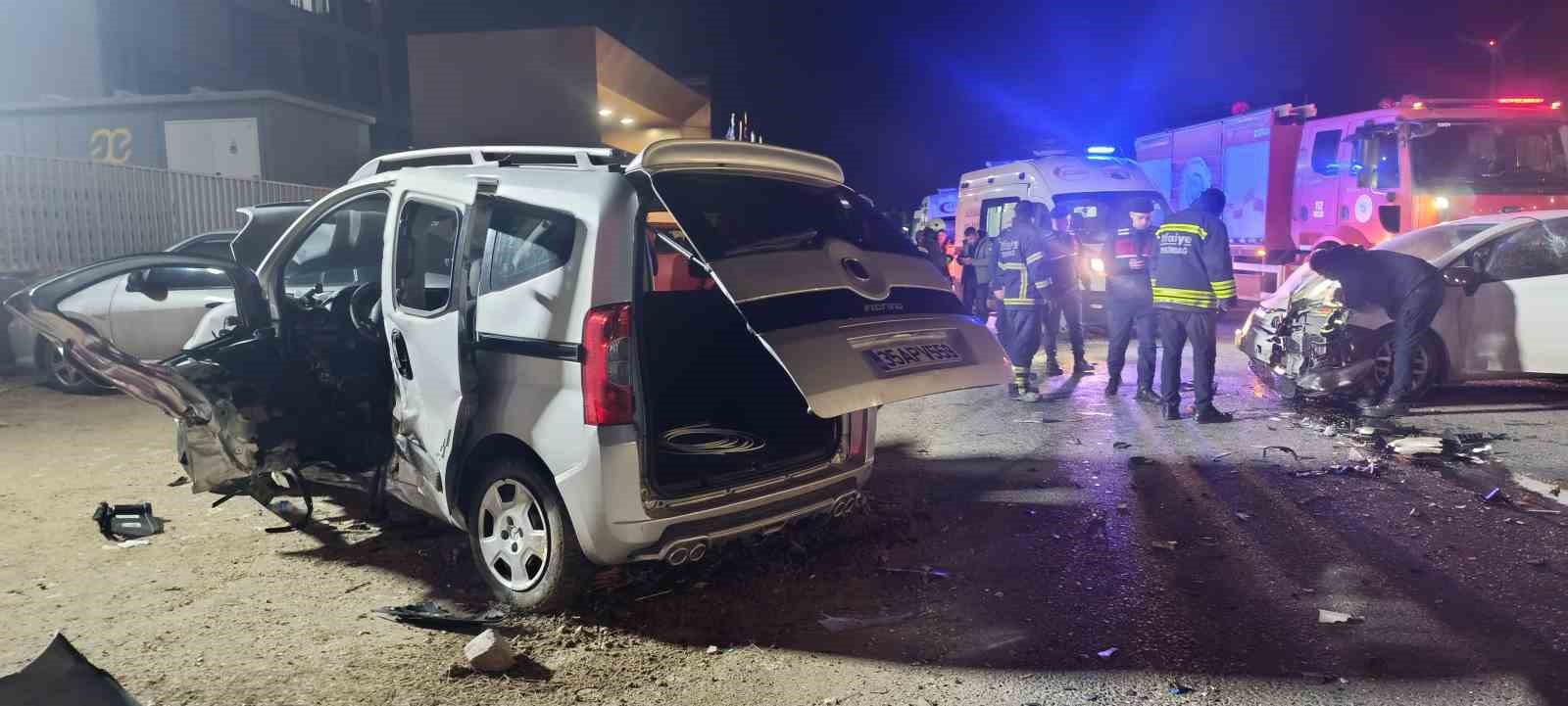 Çerkezköy’de feci kaza kamerada: 6 yaralı
