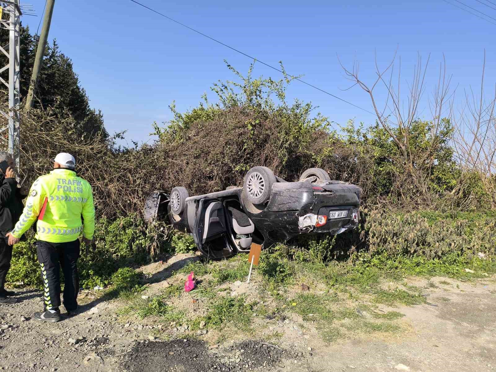 Dörtyol’da ters dönen otomobilin sürücüsü yaralandı
