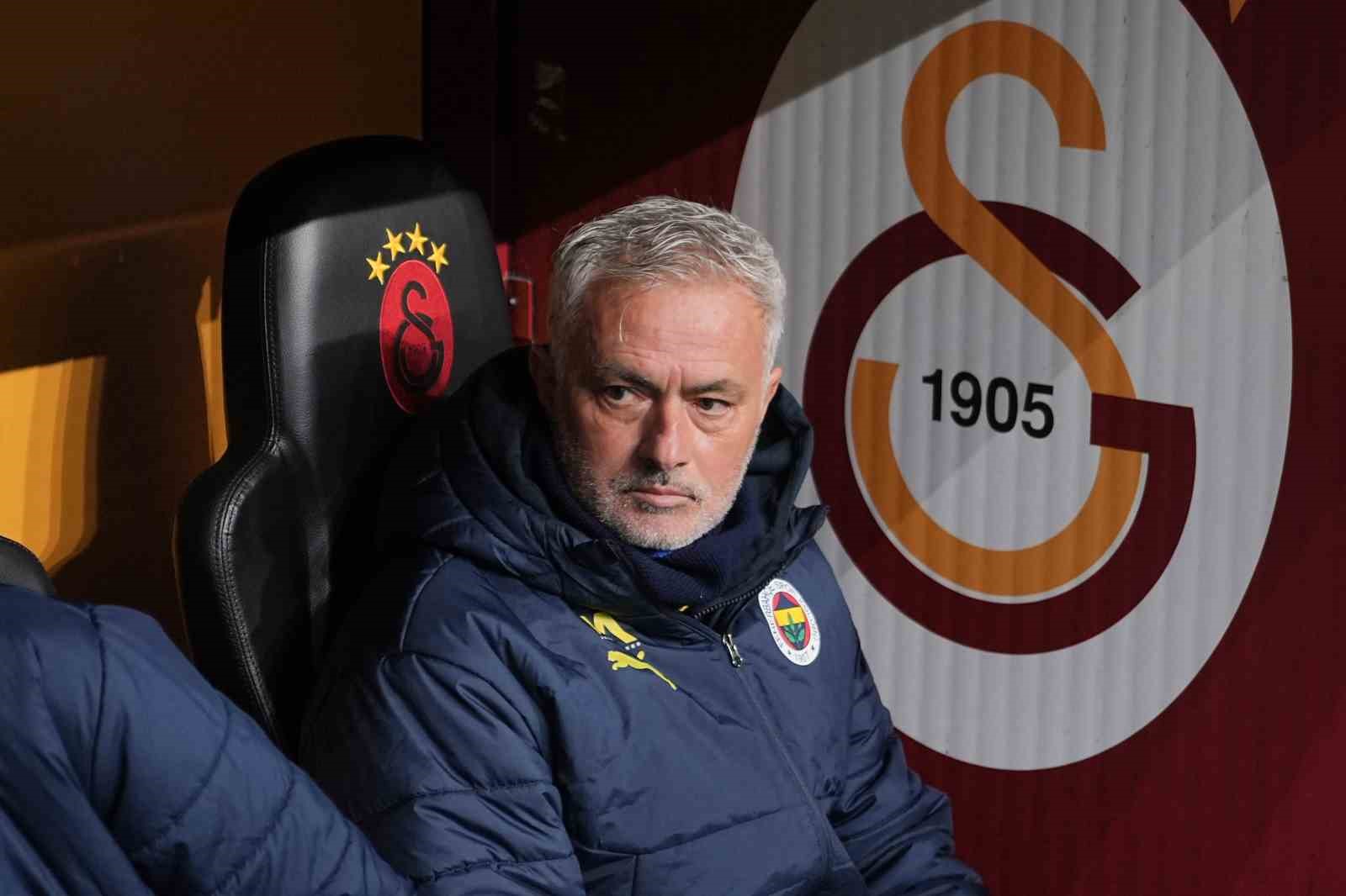 Fenerbahçe’den Jose Mourinho açıklaması