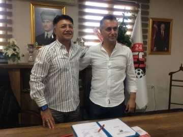 24Erzincanspor Teknik Direktör Akan ile anlaştı
