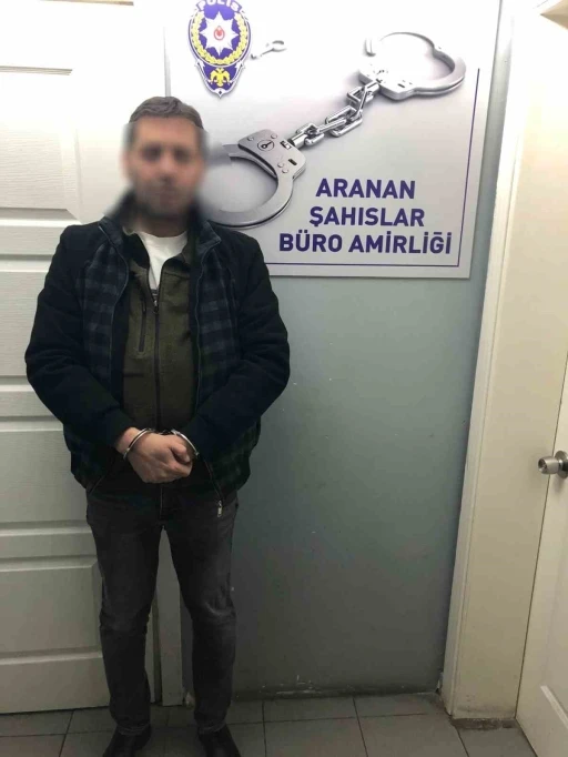 Bursa çeşitli suçlardan 3 yıldır aranıyordu...