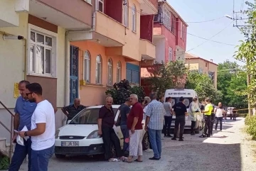 36 yaşındaki şahıs evinde ölü bulundu
