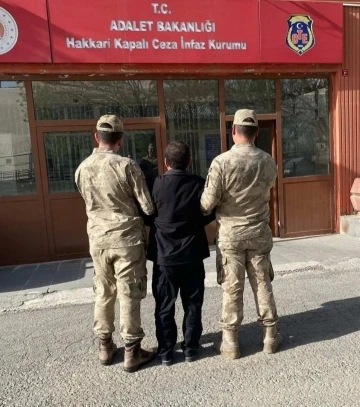 4 ayrı suçtan aranan şahıs Hakkari’de yakalandı
