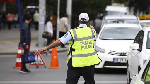 444 bin 372 araca ve sürücüye işlem yapıldı