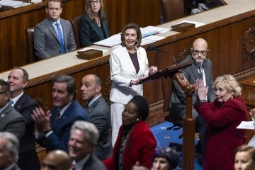 ABD Temsilciler Meclisi Başkanı Pelosi: &quot;ABD demokrasisi görkemli ama kırılgandır”
