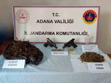 Adana’da 2 kilo 600 gram esrar ele geçirildi
