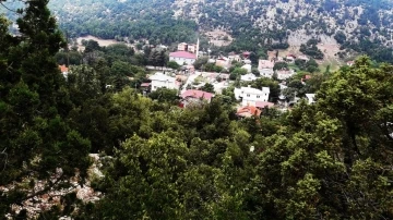 Adana Karaisalı’nın Etekli Mahallesinde su sıkıntısı
