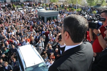 Adıyaman Belediye Başkanı Abdurrahman Tutdere mazbatasını aldı
