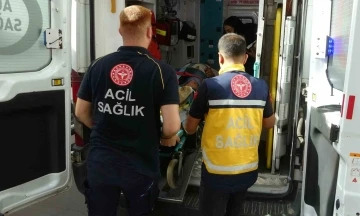 Adıyaman’da kule vinç devrildi: 2 yaralı
