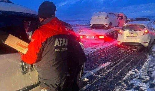 AFAD: “25 Kasım Pazartesi 25 ilimize sarı uyarı ve 13 ilimize turuncu uyarı verilmiştir”