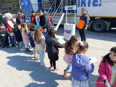 AFAD Deprem Simülasyon Tırı Erzincan’da
