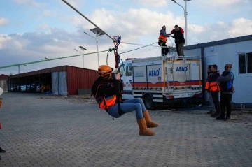 AFAD gönüllülerine arama kurtarma eğitimi verdi
