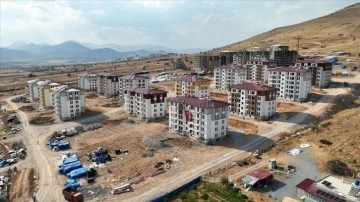 Afşin'de afetzedeler için inşa edilen 3 bin 600 konut kasımda teslim edilecek