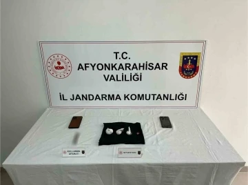 Afyonkarahisar’da uyuşturucu operasyonu, 2 gözaltı