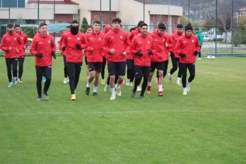 Afyonspor hazırlıklarını sürdürüyor
