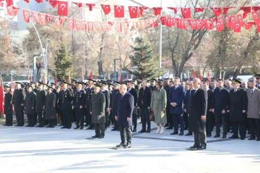 Ağrı’da Atatürk’ü anma töreni düzenlendi
