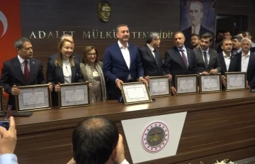 AK Parti Gaziantep milletvekilleri mazbatalarını aldı
