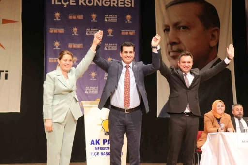 AK Parti Merkezefendi’de bayrak değişimi gerçekleşti
