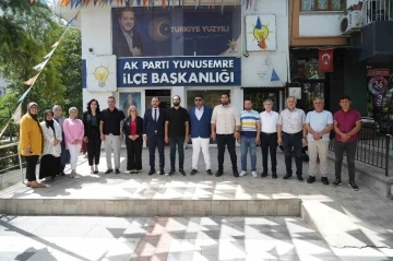 AK Parti Yunusemre İlçe Başkanı Durmaz’dan CHP’li belediyelere eleştiri
