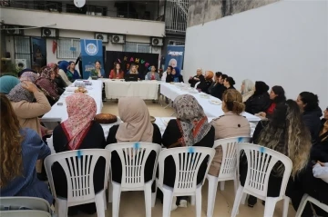 Akdeniz’de ’Ergenleri Anlamak’ konulu seminer gerçekleştirildi
