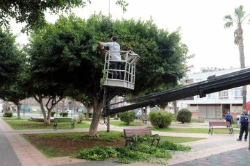 Akdeniz’de park, bahçe ve yeşil alanlar yenileniyor